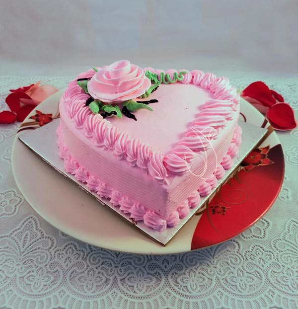 Heartshape Strawberry Cake