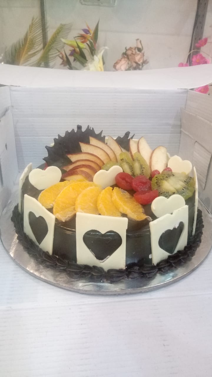 1Kg Fruit Chocolate Cake